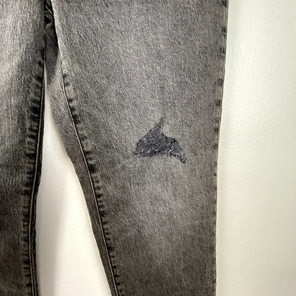 MADEWELL | The Perfect Vintage Jean Black Knee Rip 26 - Picture 7 of 11